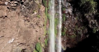 Queensland, Avustralya Darling Downs bölgesinde bulunan queen Mary falls