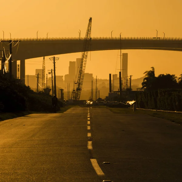 Gateway brug autosnelweg in Brisbane — Stockfoto