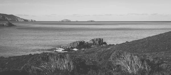 Vista sulla spiaggia di Bruny Island durante il giorno . — Foto Stock