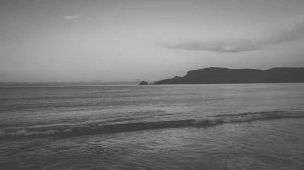 布鲁尼海岛海滩的看法在白天. — 图库照片
