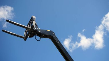 Forklift Başı