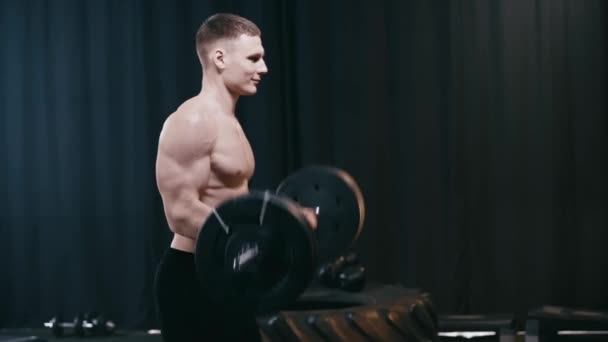 Perfil Shirtless Homem Halterofilismo Barbell Ginásio — Vídeo de Stock