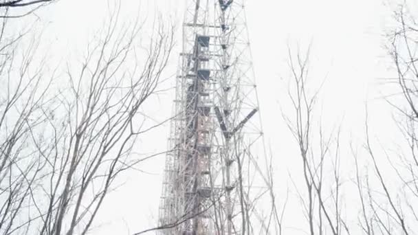 Vista Angolo Basso Del Sistema Telecomunicazione Tra Filiali Chernobyl Ucraina — Video Stock