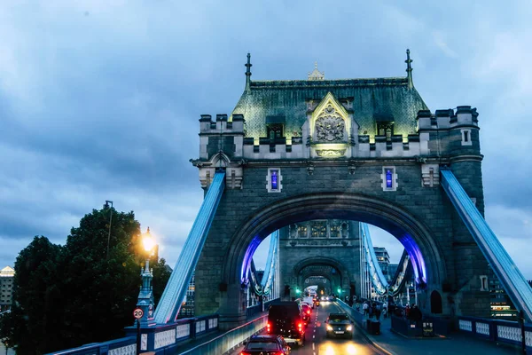 雨夜伦敦的塔桥 — 图库照片