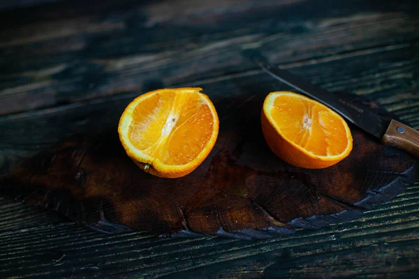 Closeup Shot Fresh Orange Cut Half Wooden Surface — Stok Foto