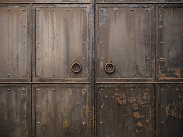 Puerta Antigua Del Metal Vendimia Con Orname Desorativo Floral Del — Foto de Stock