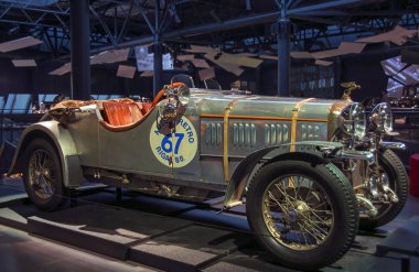 Riga, Letonya - 16 Ekim: Retro araba yıl 1924 Amilcar Cgs Riga Motor Müzesi, 16 Ekim 2016 Riga, Letonya