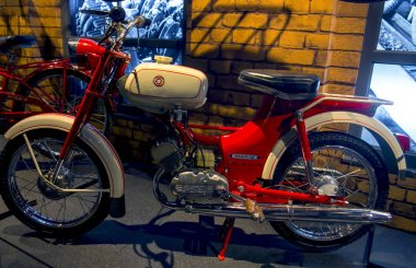 Riga, Letonya - 16 Ekim: Retro 16 Ekim 2016 Riga, Letonya Riga Motor Müzesi, motosiklet
