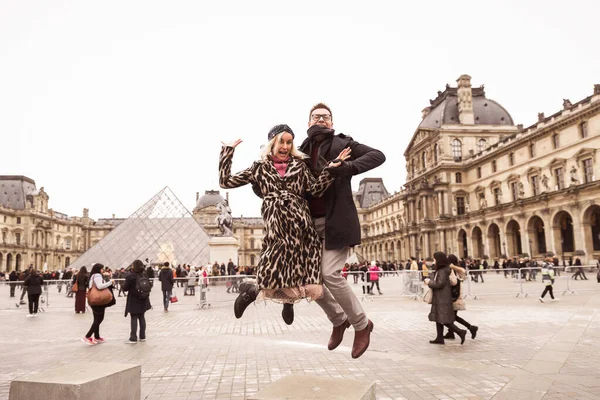 Avrupa 'da güzel resimler çeken çift