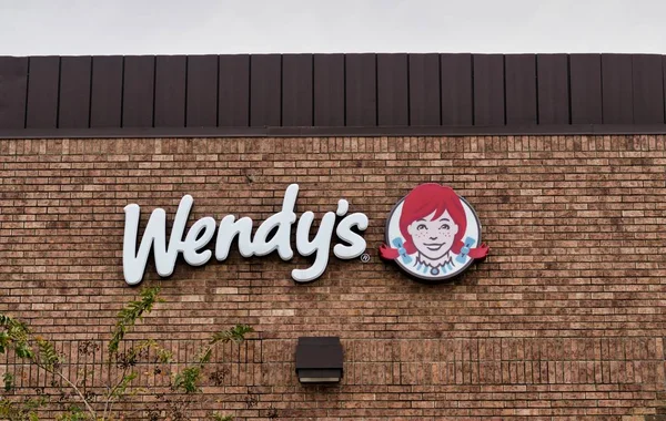 Humble Texas Usa 2019 Wendy Fastfood Restaurant Humble Zijwand Uithangbord — Stockfoto