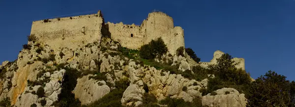 Château de Kantara dans la chaîne de montagnes de Kyrenia, Chypre du Nord — Photo