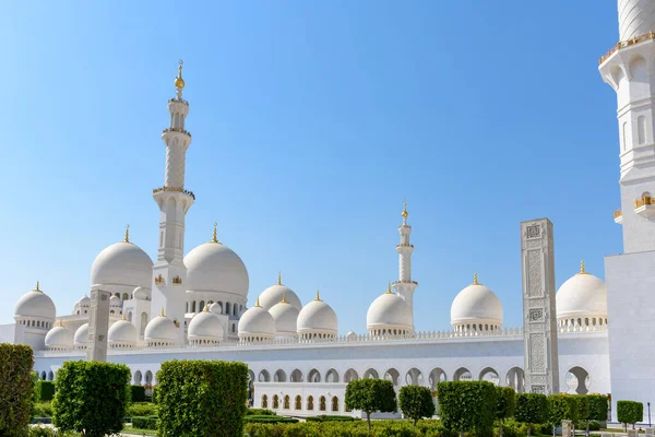 Grande Mosquée Architecture Abu Dhabi Émirats Arabes Unis Journée Ensoleillée — Photo
