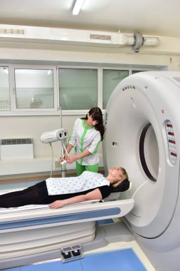 Tomografi ve floroskop alanında uzman