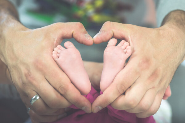 Маленькие люди, ноги, руки
,