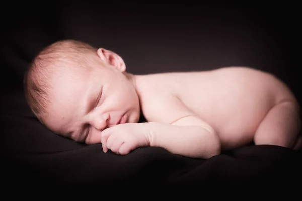 Newborn girl portrait. — Stock Photo, Image