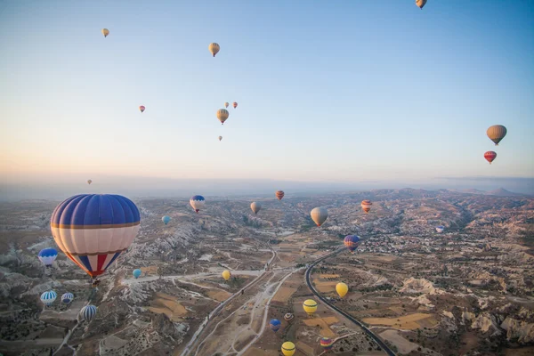 Balões de ar quente na Capadócia — Fotografia de Stock