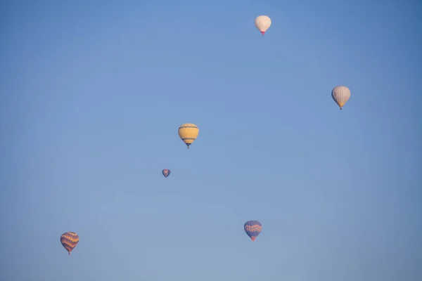 Αερόστατα θερμού αέρα σε cappadocia — Φωτογραφία Αρχείου