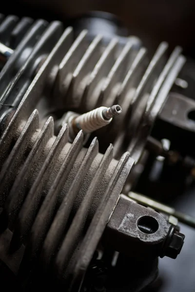 Motorcycle cylinder and spark plug detail — Stock Photo, Image