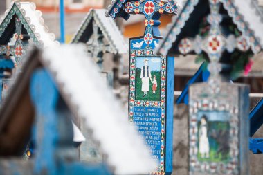 Sapanta, Romanya neşeli mezarlığı.