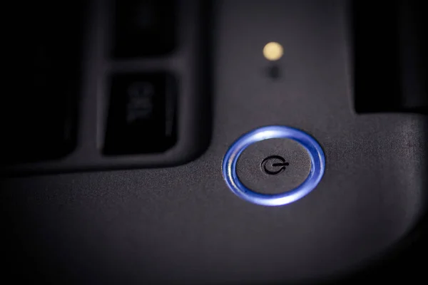 Laptop power-knappen — Stockfoto