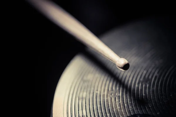 Drum stick and cymbal detail — Stock Photo, Image