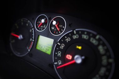 Işıklı araba kontrol paneli