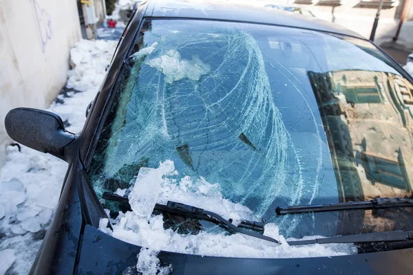 車壊れた風盾 — ストック写真