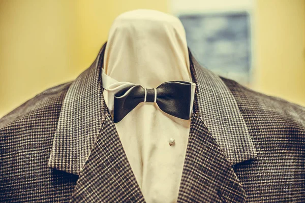 Bow tie on a mannequin — Stock Photo, Image