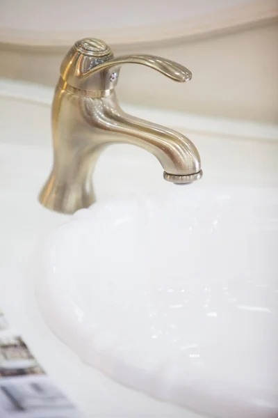 Détail de robinet vintage — Photo