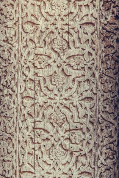 Fából készült ajtó Arab díszítések — Stock Fotó
