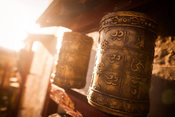 Girando Tambores Oración Budistas Monasterio Mongolia —  Fotos de Stock