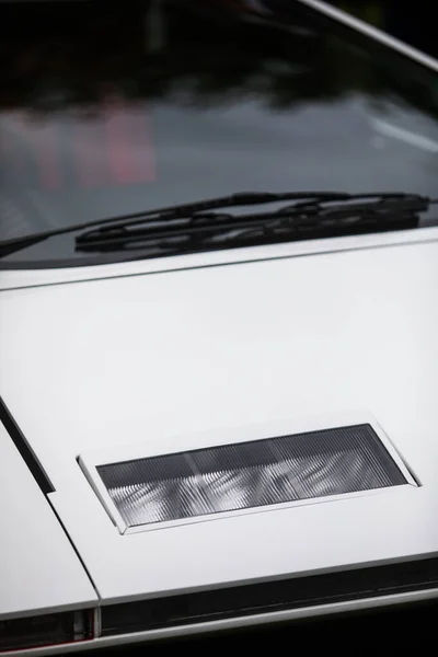 Headlight of a vintage classic car — Stock Photo, Image