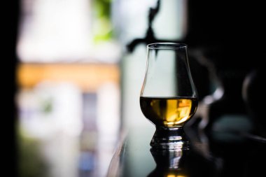 Glencairn viski camı