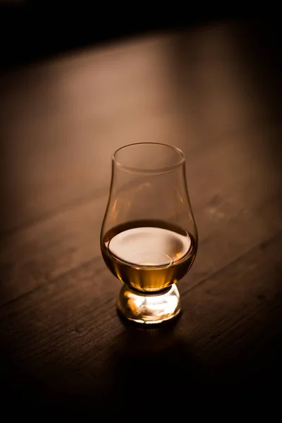 Foto Ravvicinata Bicchiere Whisky Glencairn — Foto Stock
