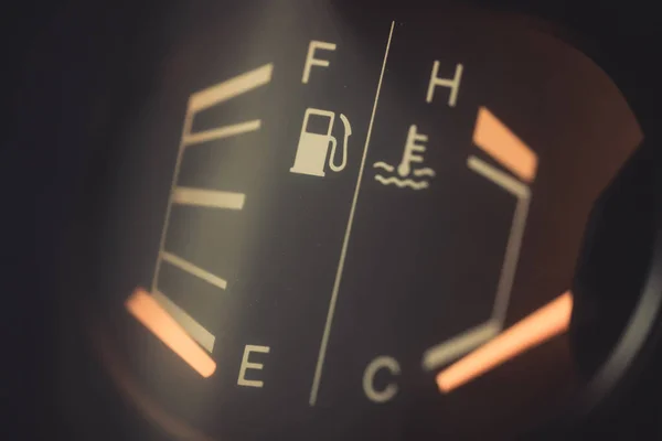 Close Shot Car Fuel Coolant Gauge — Stock Photo, Image