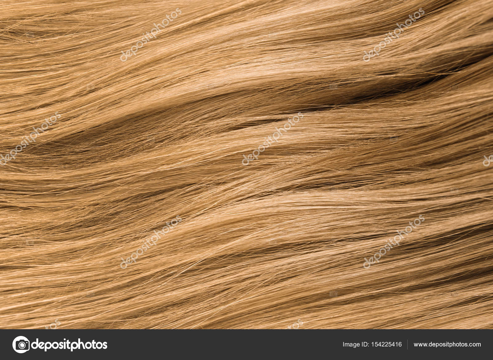 Blonde Hair With Dark Streaks Blonde Hair Blond Hair Texture