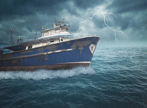 Barco en el océano con gran tormenta —  Fotos de Stock