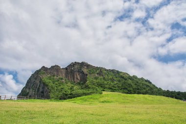 Güney Kore, güzel manzara dağlar.