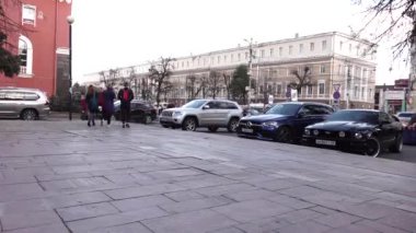 Voronezh, Rusya. 29 Eylül 2019. İnsanları sokağa taşıma zamanı.