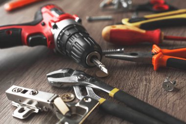 Masada bir sürü farklı alet var.