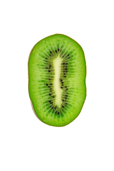 Fruta kiwi suculenta verde em um fundo branco — Fotografia de Stock
