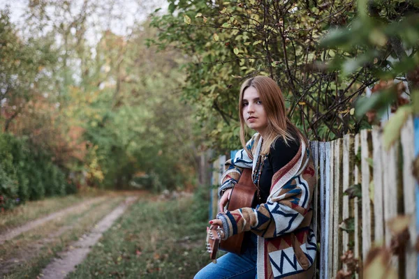 Young Blond Woman Wearing Colorful Cardigan Blue Jeans Holding Acoustic — Stock Photo, Image