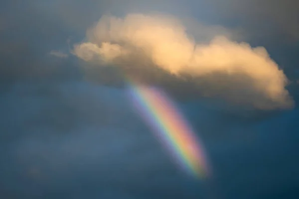 Beautiful Rainbow Spectrum Sky Rain Colourful Phenomena Clouds Nobody — Stock Photo, Image