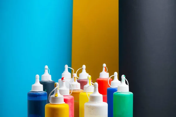 Colorful Palette Acrylic Paint Tubes Artist Studio Choosing Different Color — Stock Photo, Image