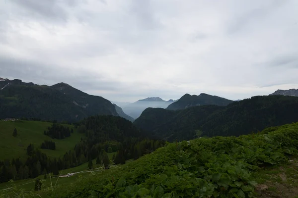 Senderismo Cima Montaña Torondon — Foto de Stock