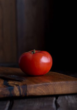 Tahta tahtada domates.