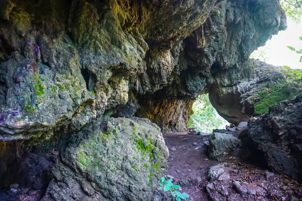 Une Petite Grotte Dans Jungle Rishikesh — Photo