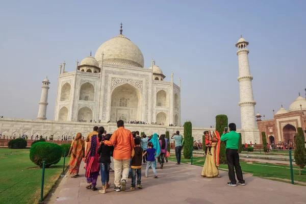 Agra India 2017 Október Taj Mahal Világépítészet Egyik Remekműve Sok — Stock Fotó