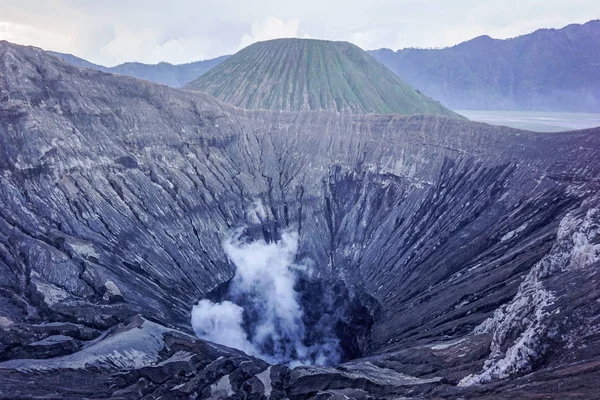 Krater Van Actieve Vulkaan Bromo — Stockfoto