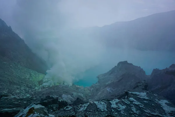 Bellissimo Lago Cratere Nel Vulcano Ijen — Foto Stock